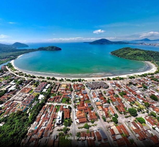 Ferias A Beira-Mar Apartamento Com 2 Quartos Em أوباتوبا المظهر الخارجي الصورة
